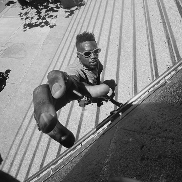 Meet your Posher, Shaun P. Fashion Model/Wardrobe Stylist for LA Fashion Week - Picture 1 of 1